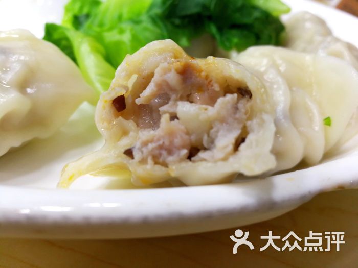 冬菇马蹄鲜肉饺