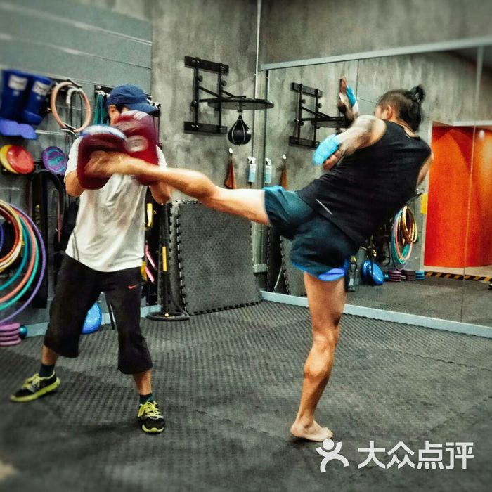 kickboxing 拳击泰拳健身