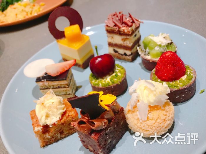 臻厨全日自助西餐厅(南京景枫万豪酒店)