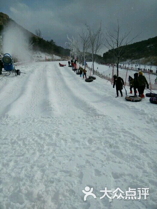 蓬莱艾山滑雪场图片 - 第1张