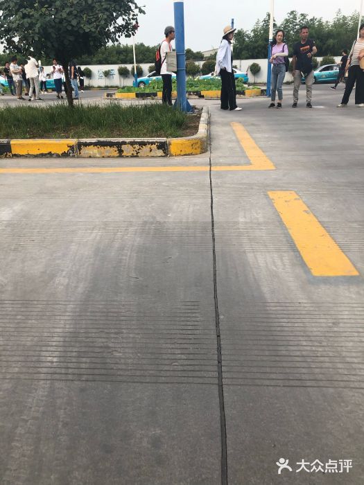 鹏翔驾校练车考试点图片