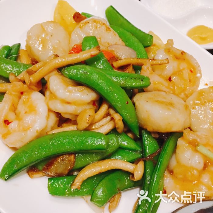碧绿菌皇炒带子