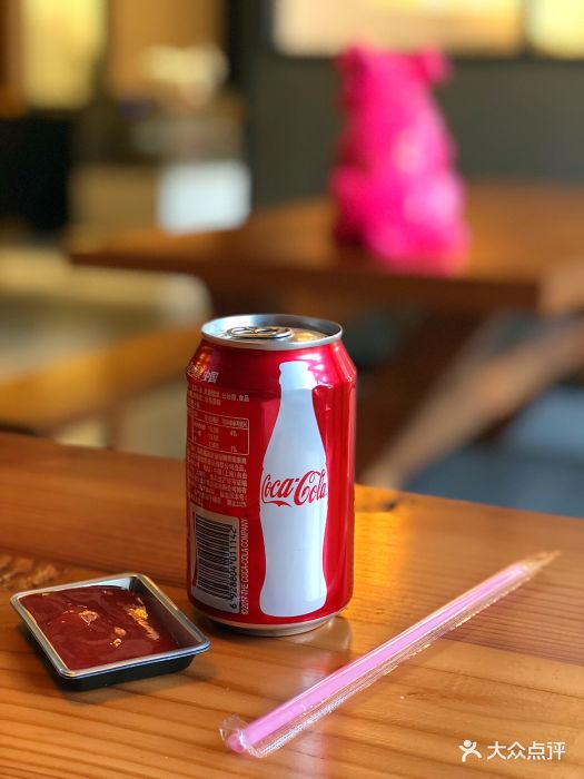 charlie"s粉红汉堡(徐汇绿地缤纷店)可乐coke图片 - 第2张