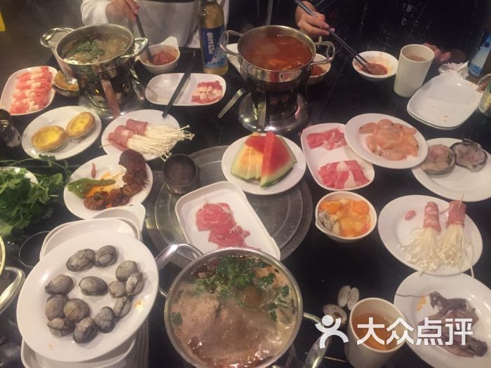皇冠海鲜火锅自助晚餐_339海鲜自助火锅图片_海鲜火锅自助(4)