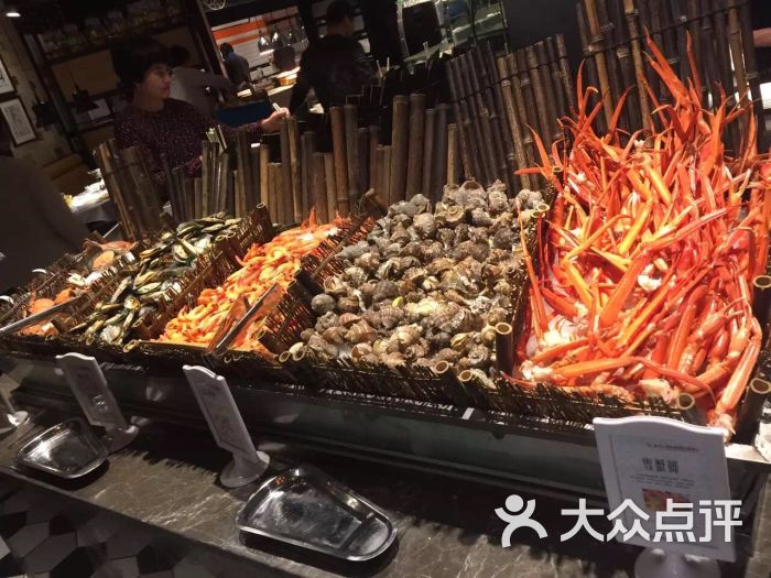 杭州黄龙饭店自助餐厅_汉宫宝殿海鲜自助餐厅_杭州海鲜自助餐厅(4)