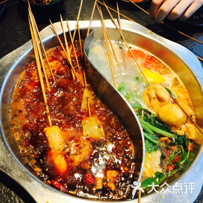 城里巷外串串香火锅(角门店)鸳鸯锅图片 - 第4张