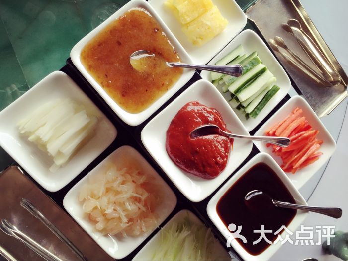 片皮鸭配菜