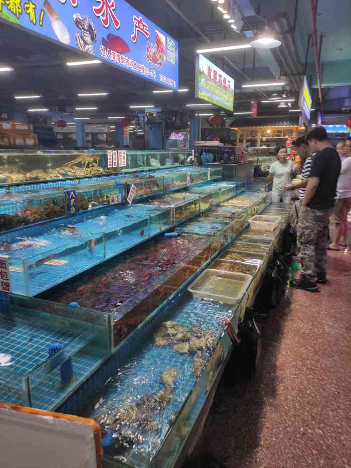 渔人湾码头海鲜市场"地方有点不是很好找,但是里面的海鲜种类挺.