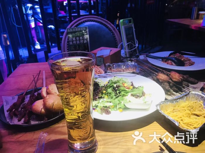 beebot啤酒瓶子餐厅酒吧图片 - 第2张