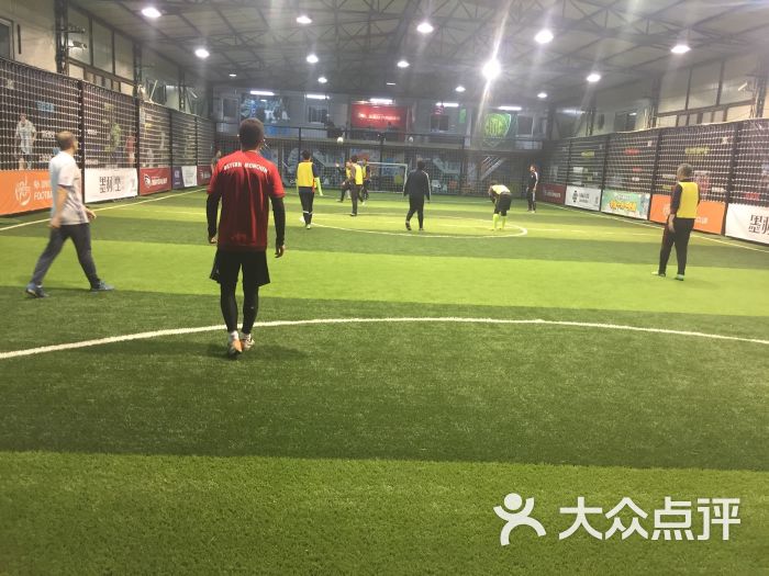 海鹰达足球俱乐部