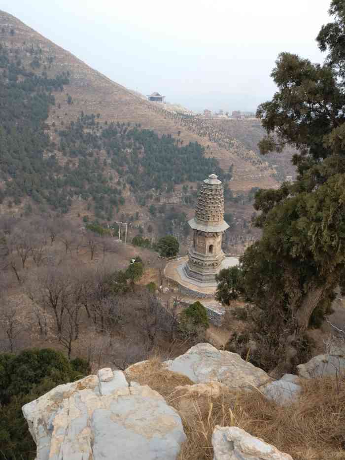 庆化寺花塔-"龙宫山位于河北省涞水县洛平村北2.5公里