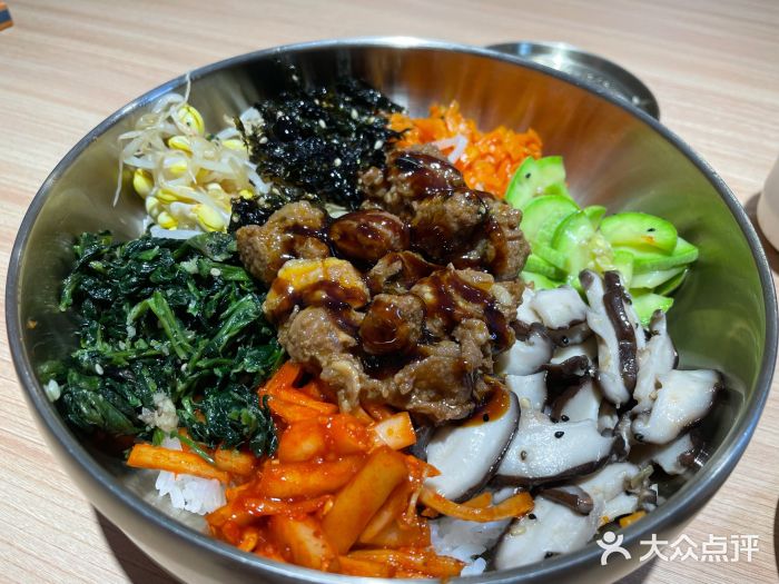 米村拌饭(青岛绿城丽达店)烤牛肉拌饭图片