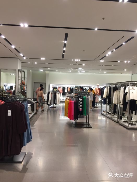 zara(成都大悦城店)图片 - 第2张