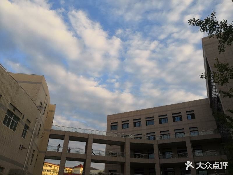 西安科技大学(临潼校区)图片