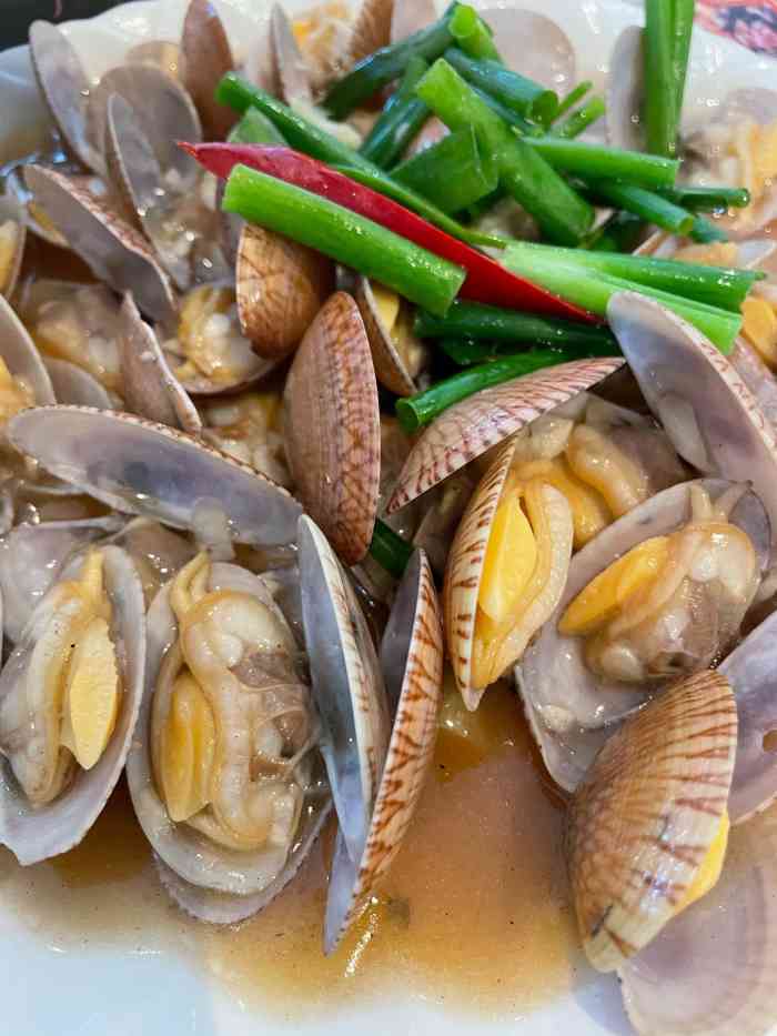 新城渔排(永鸿商业广场店"在漳州港很火的渔排美食,所谓的渔排美食
