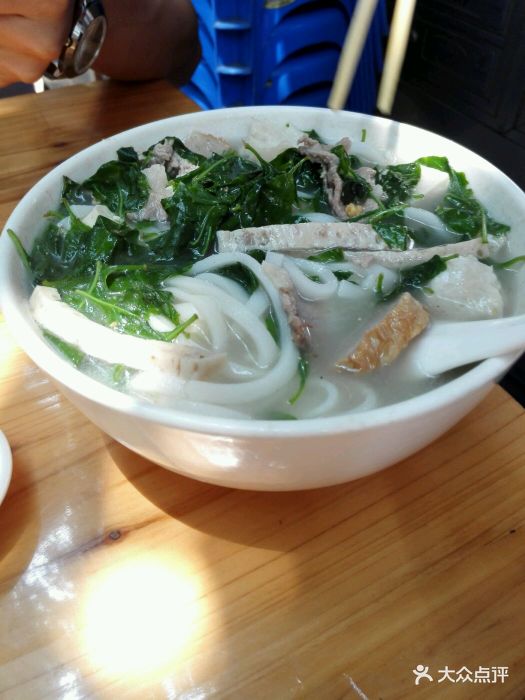 文记潮汕汤粉店杂锦粿条图片