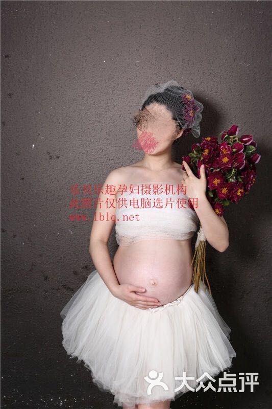 乐贝婚纱_婚纱情侣头像