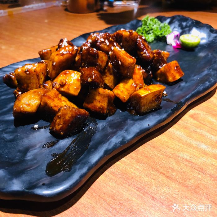 黑椒酱爆牛肉粒