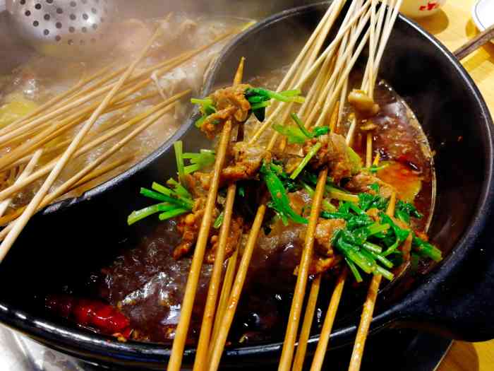 龙师兄砂锅串串香(淡水一分店)-"串掌门砂锅串串香 ;.