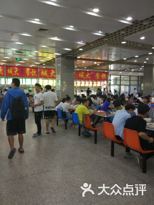 天津城建大学第一餐厅图片 - 第3张