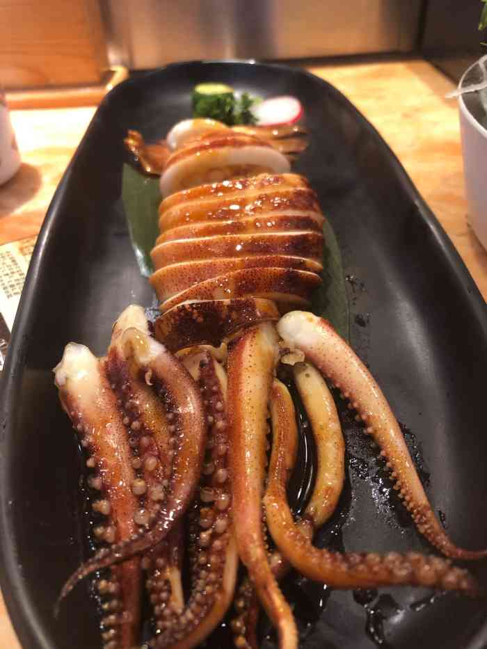 地址:位于宏汇城一楼,星巴克隔离,炒鸡易揾,有大量停车位,三个钟内