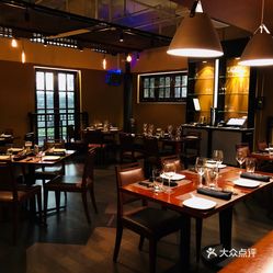 莫尔顿扒房 人均_海罗莫尔顿英雄联盟