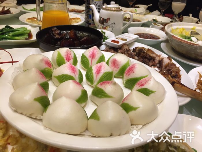 默认点评                          今天是老爸60岁生日,全家亲戚们