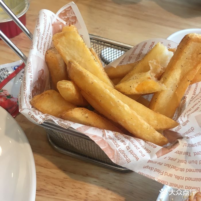 new bere新贝乐意大利餐厅-杜伦小唛(五角场万达店)酥炸宽薯条图片