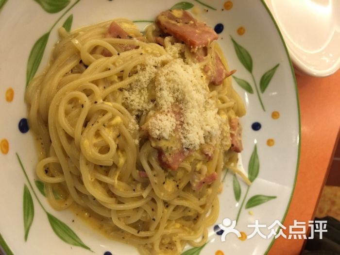 萨莉亚:首先服务员随叫随到 菜品质.北京美食