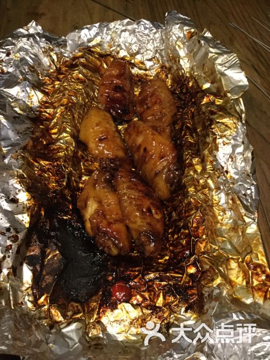 蚝太郎海鲜烧烤(大寨路店)锡纸烤鸡翅图片 - 第3张
