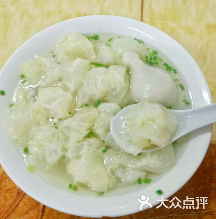 泡泡小馄饨