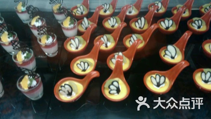 舌尖上海鲜自助_熊猫参谋海鲜自助餐厅_舌尖上的中国美食图片
