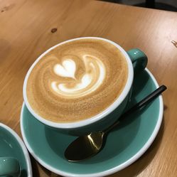 咖啡馆图片真实高清 ejfavPj1BtjDgb3H4RAAu2gxJ3IWzqJ0_nJ9ag42F5KLGgLcesjY0MnF9oanCHImF5u7J_jS4MuCaeLAHD0KTg.jpg