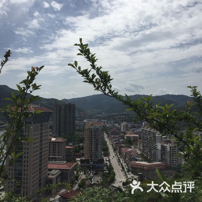 宝龙山公园