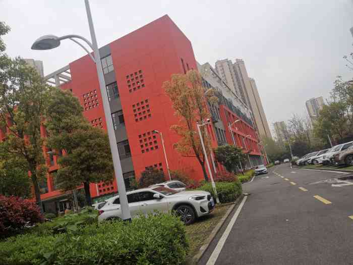 钟家村小学(三里坡校区)