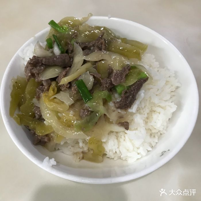 天然道占陇牛肉店(东门店)咸菜炒牛肉盖饭图片 - 第2张