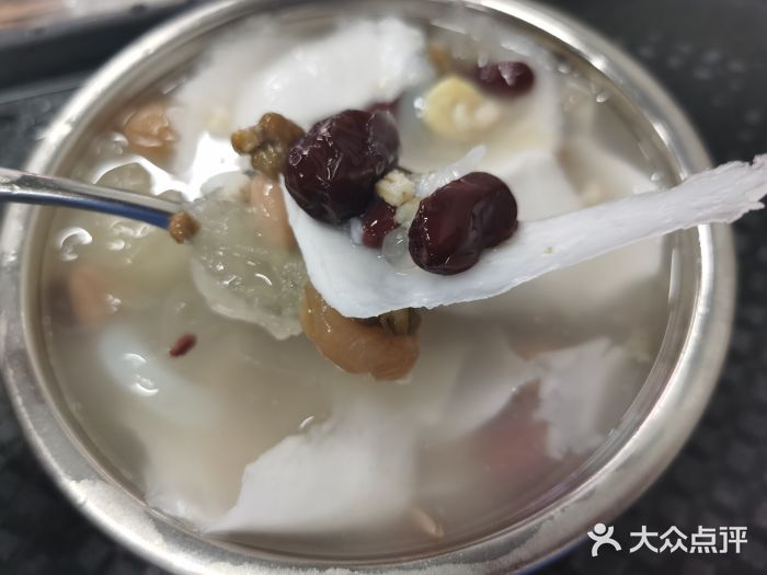 老彭记清补凉(新华南店)椰水清补凉图片