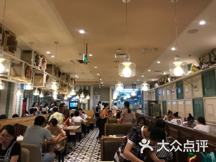 雅粤港式茶餐厅(万达广场店)图片 第3张