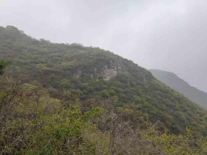 中岳景区(嵩山)-"黄盖峰原名神盖山又名小顶山,北有青