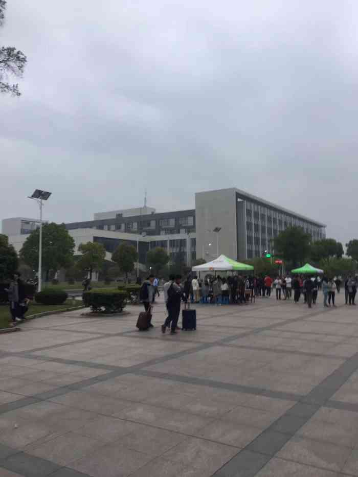 扬州大学(扬子津校区)-"今天又是做小饼干的一天…….