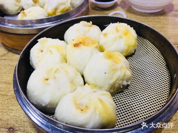 强烈v左手的一个左手店。在宝龙美食街的北站早餐重庆附近美食的图片