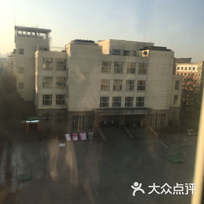 哈尔滨医科大学食堂