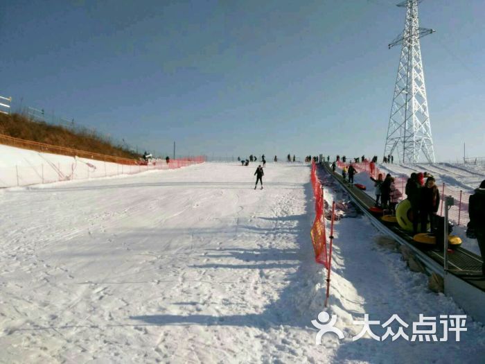 岭回滑草滑雪场图片 - 第3张