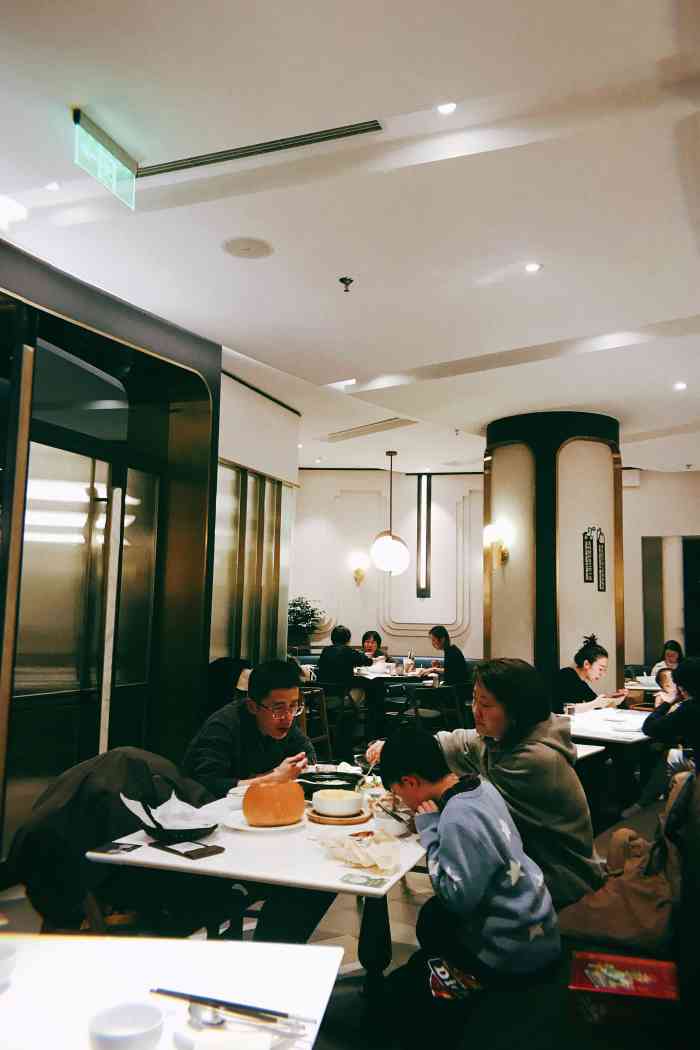 港丽餐厅(万象城购物中心店)-"6015港丽餐厅6015 99万象城