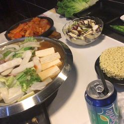 八色烤肉人均_烤肉拌饭图片
