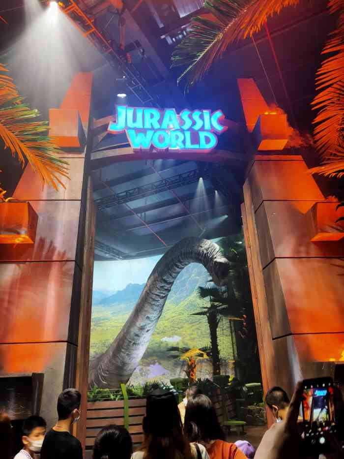 侏罗纪恐龙主题展-"侏罗纪恐龙特展位于悦汇城东广场.