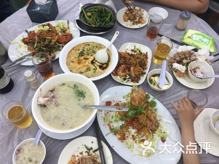 明记饭店:不会再去,结账有猫腻,支付宝结.香港美