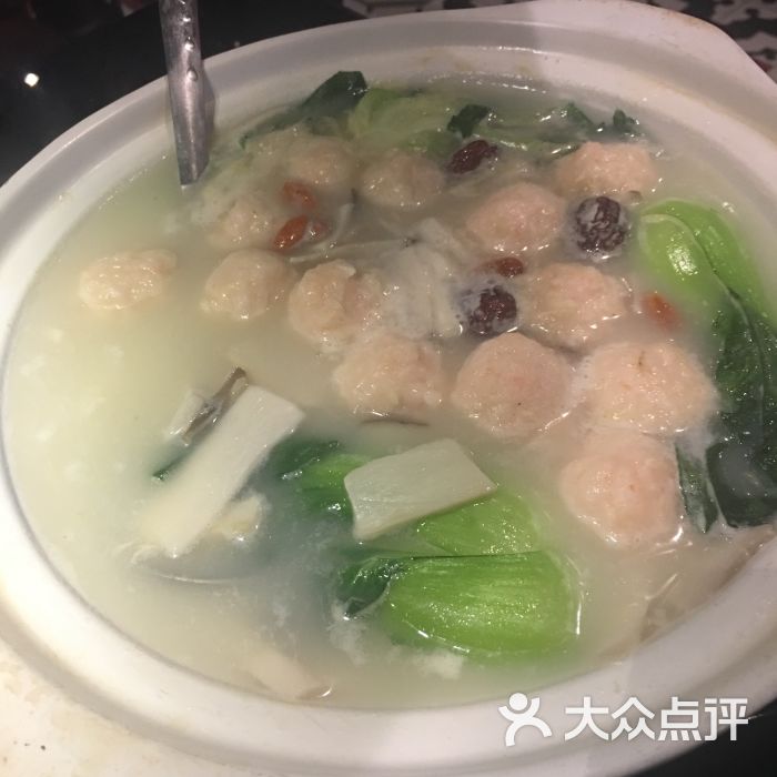 珍菌虾滑煲