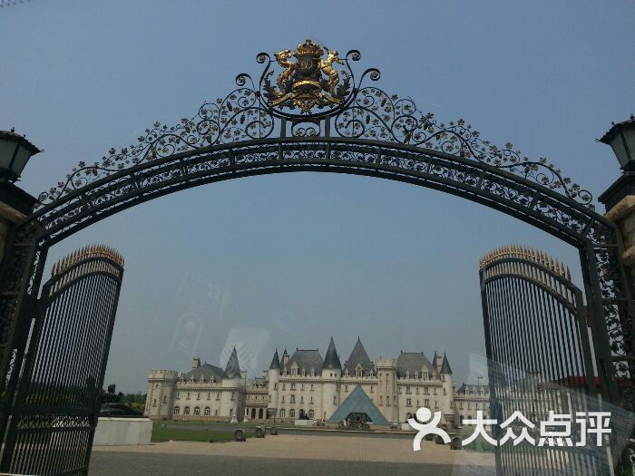 王朝御苑酒堡