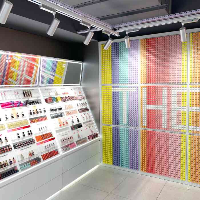 the colorist调色师(南昌百盛店)